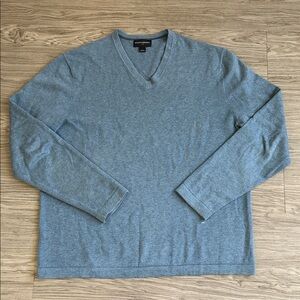 Banana Republic Men's Light Blue V-Neck Sweater 100% Cotton Size L
